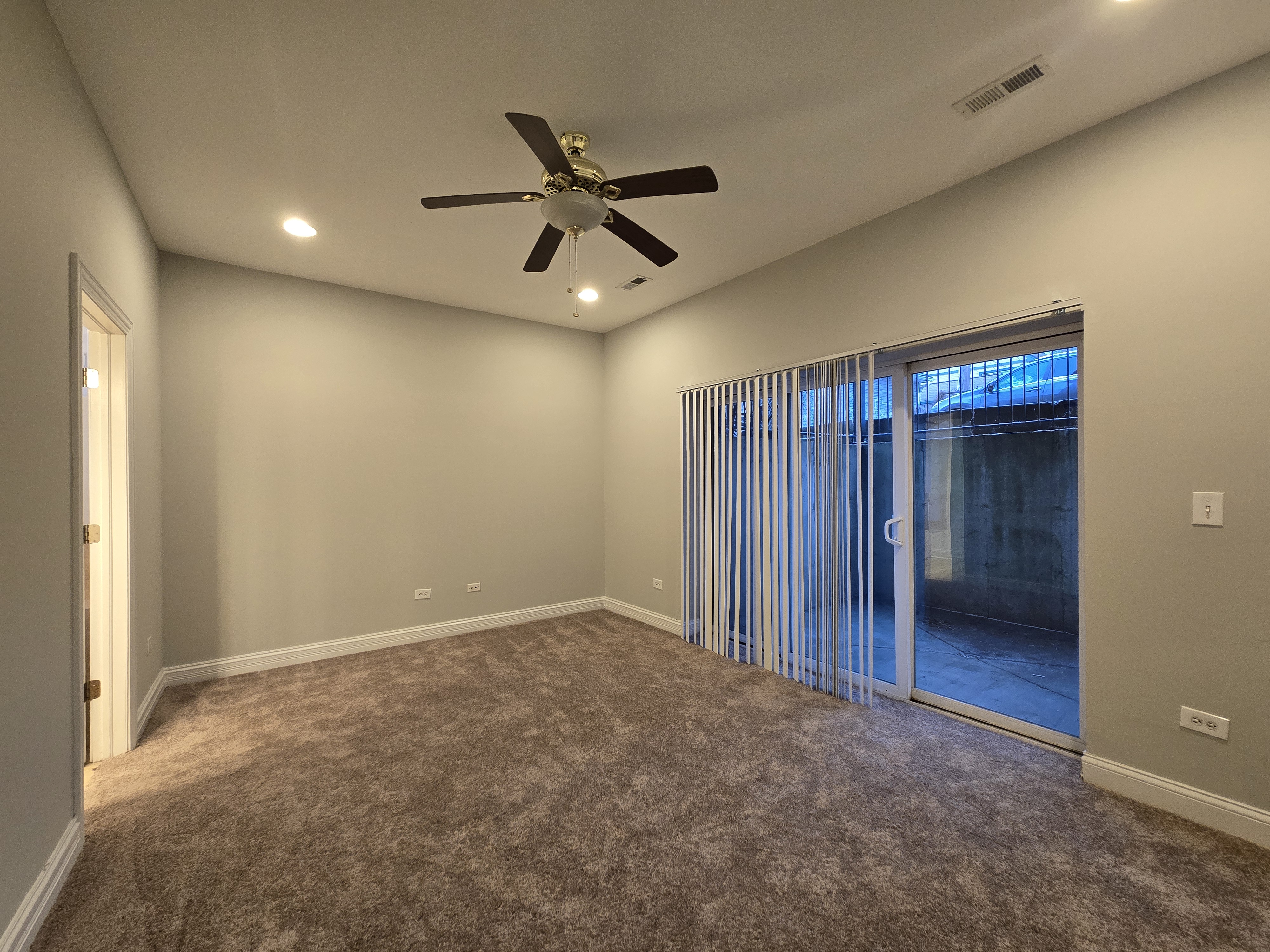 3829-31 N. Kedzie Ave. 3829-31 N. Kedzie Ave., Chicago, IL 60618 Irving Park - Leasing by Cross Street